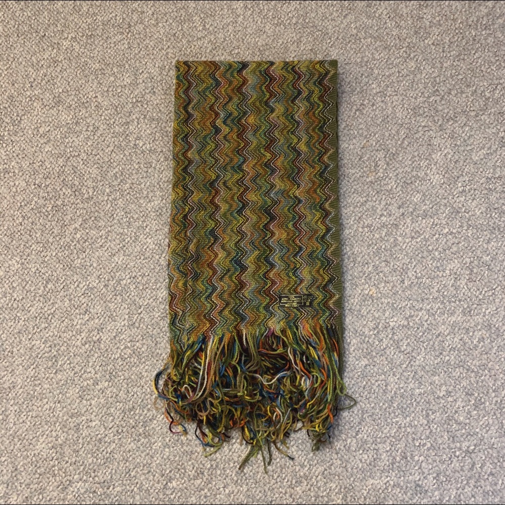 NWOT Green Scarf